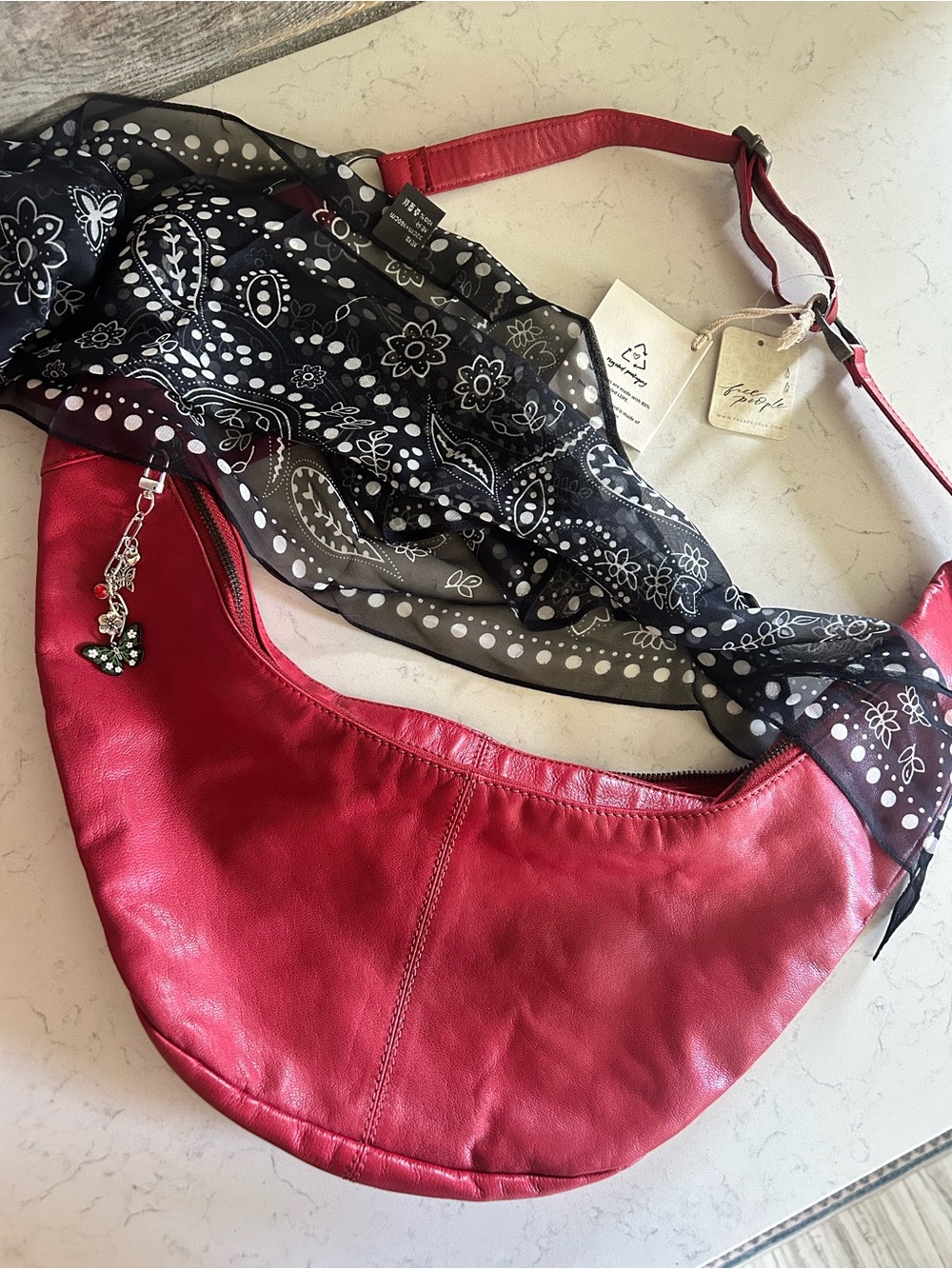 NWT Free People Idle Hands Sling Bag in Red Lip With Scarf & Charm - Picture 8 of 16